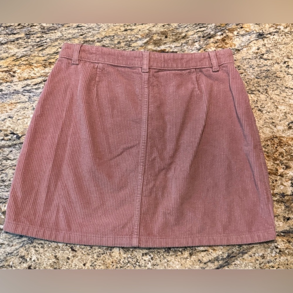 Dip Corduroy Button Front Mini Skirt Size 11 Dusty Rose Pink - Picture 2 of 7